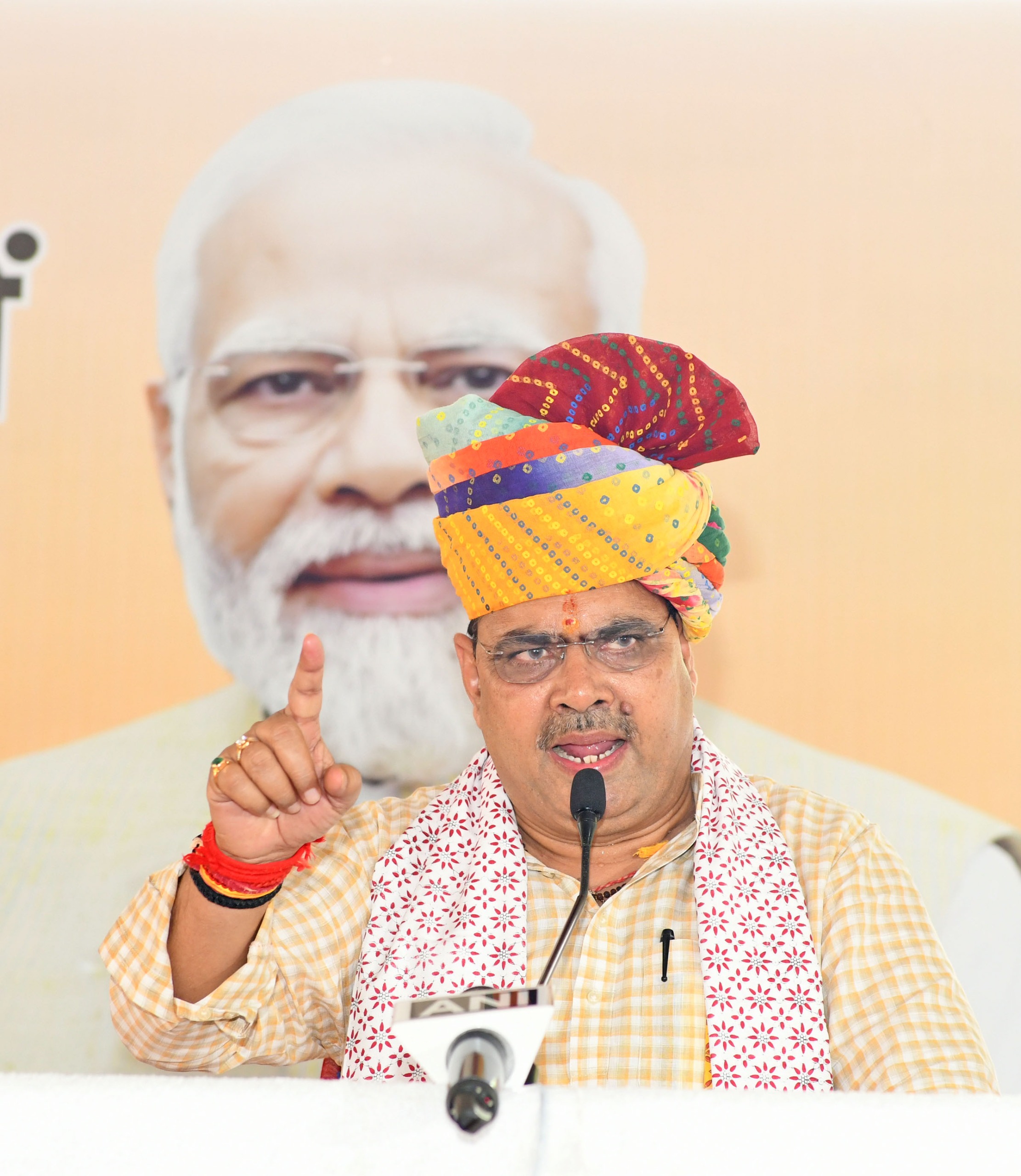 मुख्यमंत्री भजनलाल शर्मा ने दिल्ली कार विस्फोट के पीड़ितों के प्रति व्यक्त की शोक संवेदना- पुलिस महानिदेशक को सुरक्षा व्यवस्था के संबंध में दिए निर्देश- पुलिस रहे अलर्ट , सार्वजनिक स्थलों पर रखें विशेष निगरानी