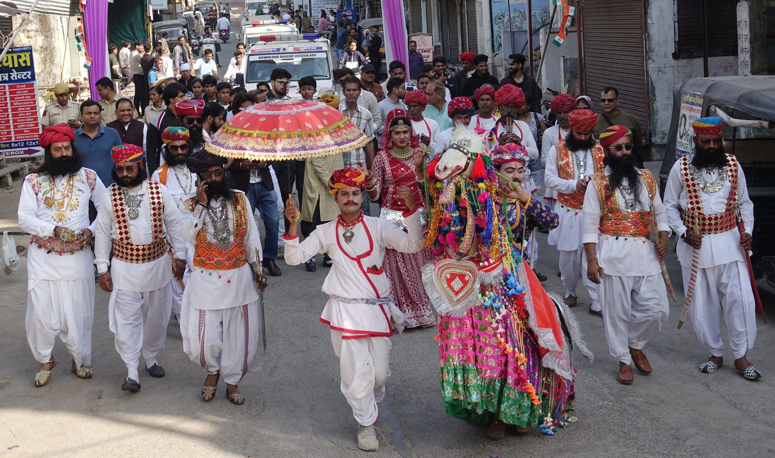 बूंदी महोत्सव के दूसरे दिन हुआ हेरिटेज वॉक का आयोजन
