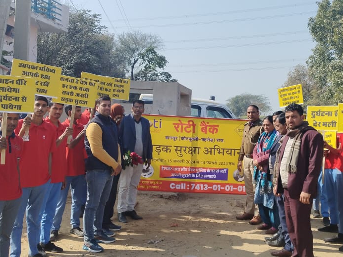 पुलिस ने लगभग 5.43 लाख लोगों को यातायात नियमों के प्रति किया जागरूक