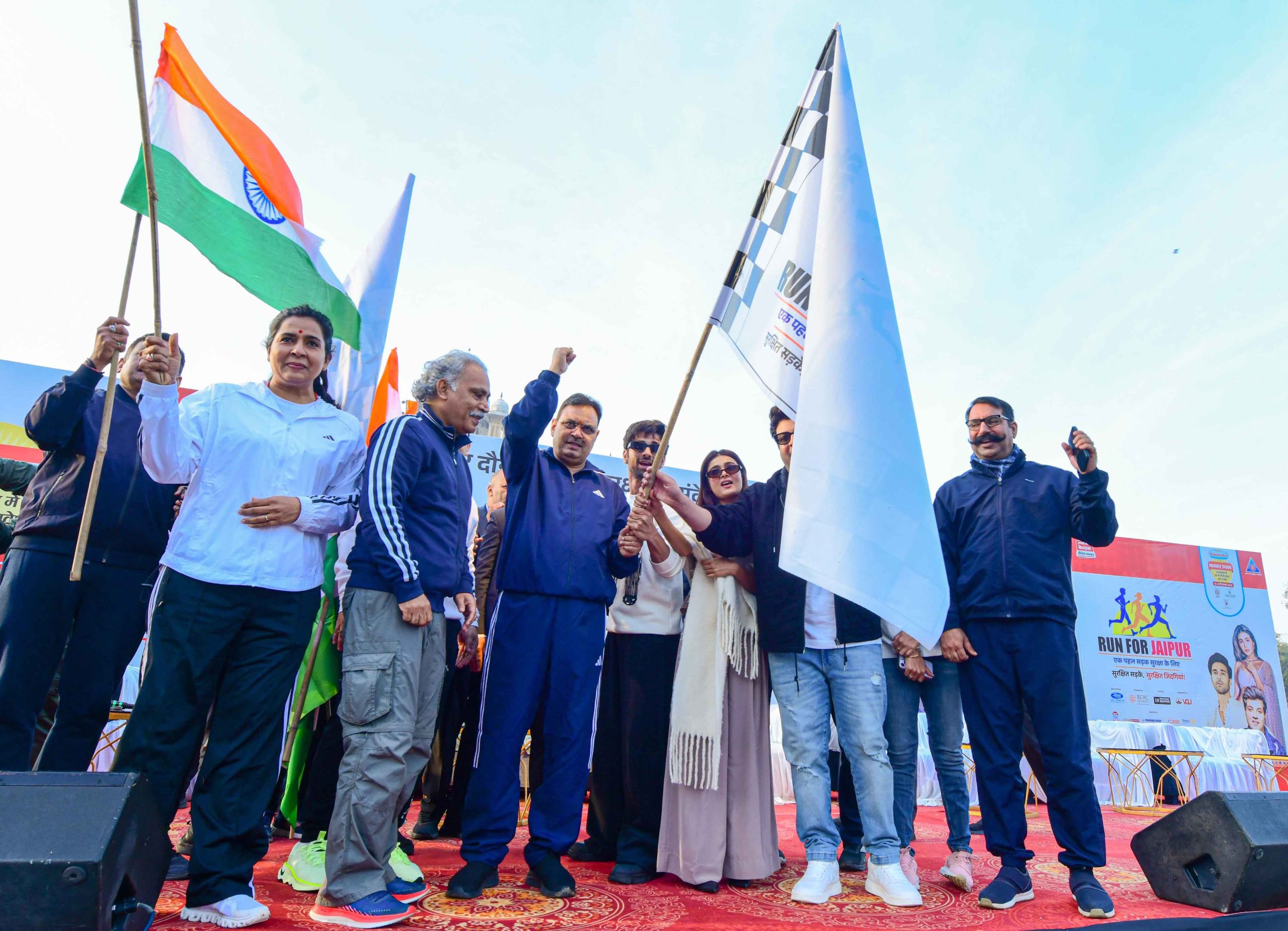 सड़क सुरक्षा के प्रति रहें जागरूक, यातायात नियमों का करें पालन : मुख्यमंत्री भजनलाल शर्मा