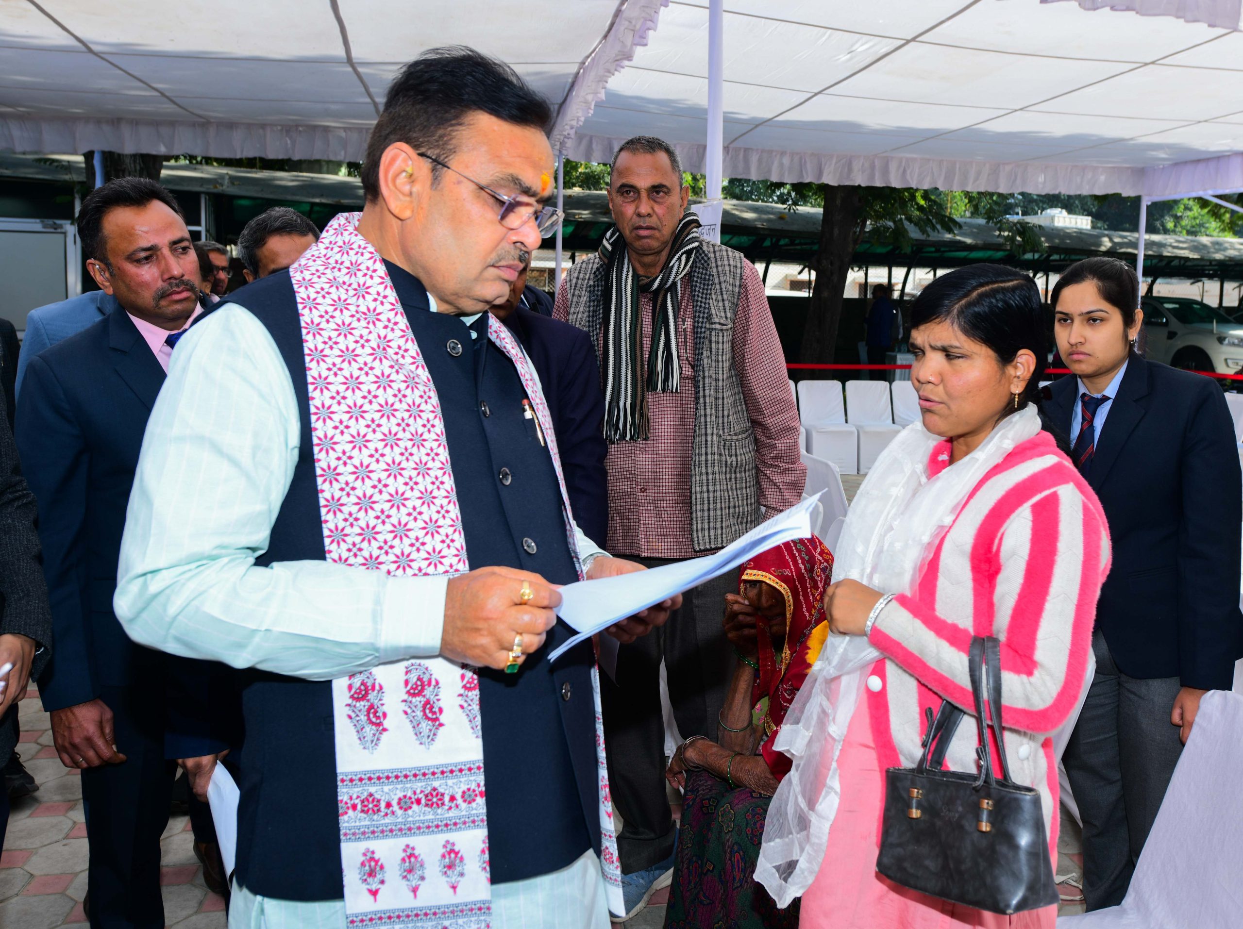 अधिकारी जनता की समस्याओं का करें त्वरित समाधान: मुख्यमंत्री भजनलाल शर्मा